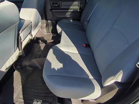 Used 2018 RAM 3500 Tradesman w/ Chrome Appearance Group image 19