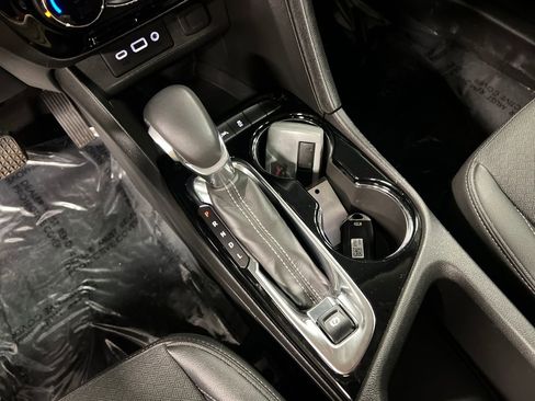 Certified 2020 Buick Encore GX Preferred w/ Cold Weather Comfort Package AWD/4WD image 25