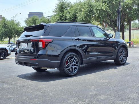 Certified 2025 Ford Explorer ST-Line w/ ST-Line Street Pack AWD/4WD image 6