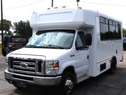 Used 2016 Ford E-450 and Econoline 450 Super Duty w/ Shuttle Bus Prep Package