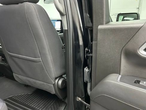 Used 2022 Chevrolet Silverado 1500 RST image 34