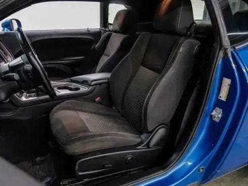 Used 2022 Dodge Challenger SXT w/ Blacktop Package image 35