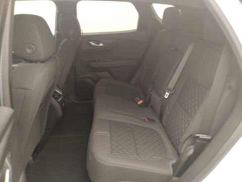 Used 2022 Chevrolet Blazer LT FWD image 18