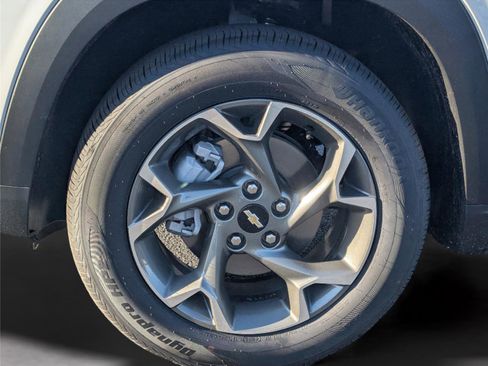 New 2026 Chevrolet Trax LT w/ Driver Confidence Package image 37
