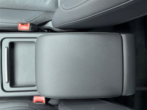 Used 2022 Audi Q5 2.0T Premium w/ Convenience Package image 35