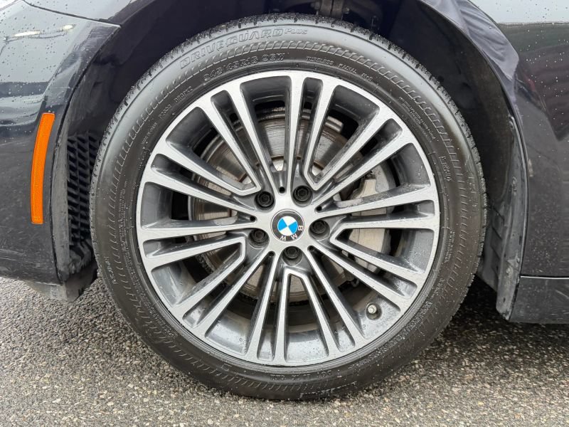 Used 2018 BMW 530i xDrive AWD/4WD image 38