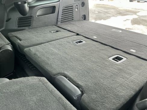 Used 2017 Cadillac Escalade Premium Luxury image 45