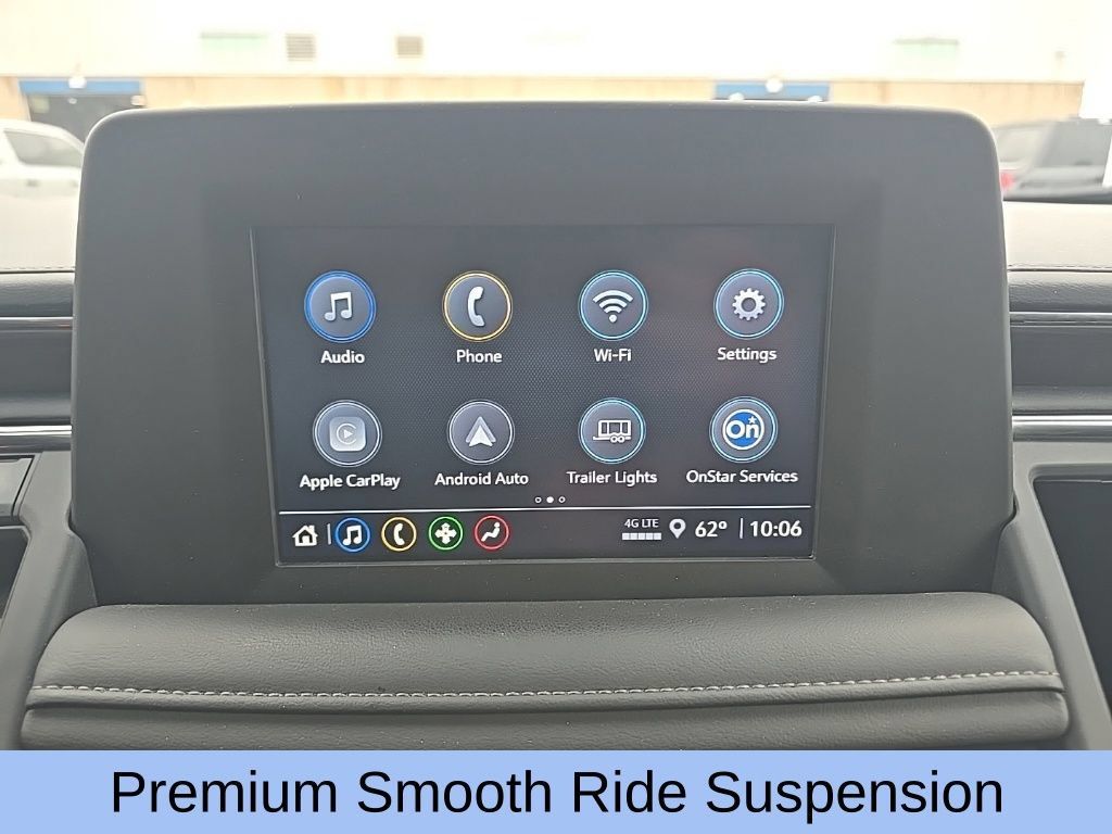 Used 2024 Chevrolet Suburban LS AWD/4WD image 28