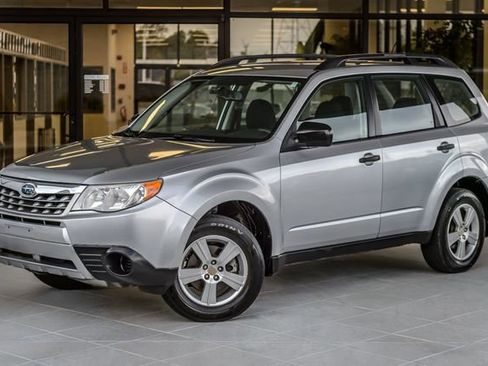 Used 2012 Subaru Forester 2.5X w/ Popular Pkg 1 image 2