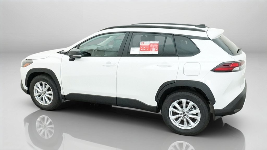 New 2026 Toyota Corolla Cross LE FWD image 31