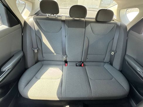 Used 2025 Kia K4 FWD image 33