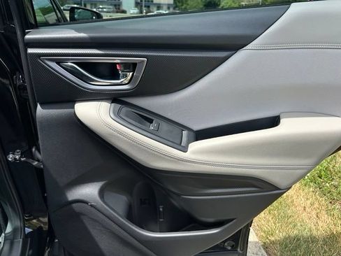 Used 2020 Subaru Forester Premium AWD/4WD image 20