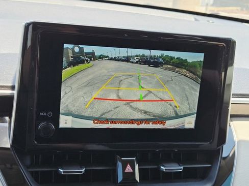 Used 2023 Toyota Corolla Cross XLE w/ Convenience Package AWD/4WD image 26