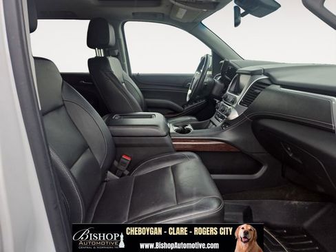 Used 2018 GMC Yukon XL SLT w/ Open Road Package AWD/4WD image 27