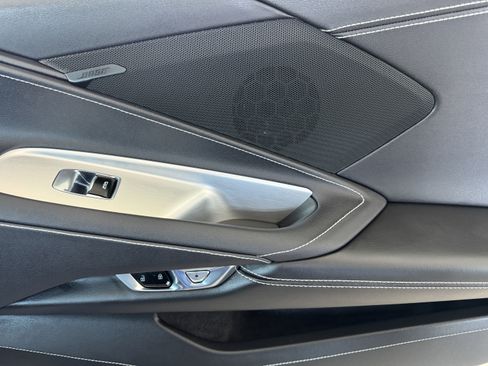 Certified 2021 Chevrolet Corvette Stingray Coupe w/ 1LT image 19