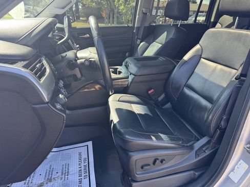 Used 2015 Chevrolet Suburban LT AWD/4WD image 13
