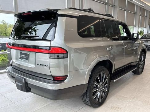Certified 2025 Lexus GX 550 w/ Accessory Package (Z1) AWD/4WD image 4
