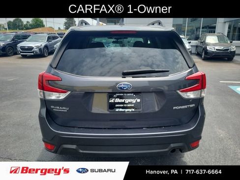 Used 2023 Subaru Forester Premium AWD/4WD image 3