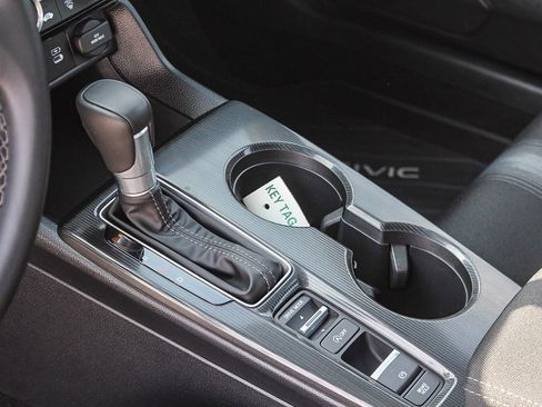 Certified 2025 Honda Civic Sport image 18