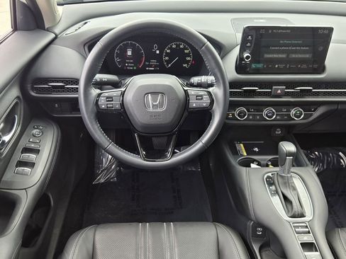 Used 2025 Honda HR-V EX-L image 12