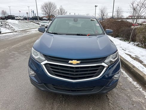 Used 2019 Chevrolet Equinox LT image 2