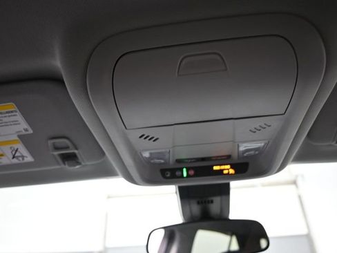 Used 2024 Chevrolet Equinox LT image 12