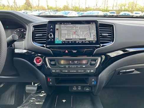 New 2026 Honda Ridgeline Black Edition image 16