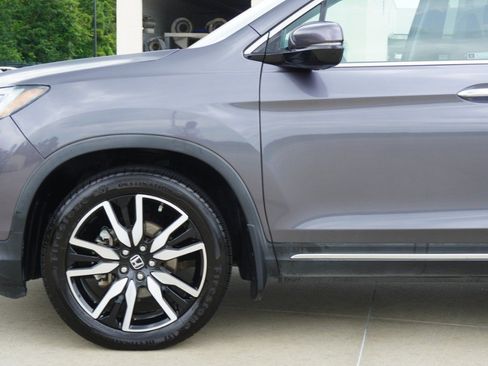 Used 2019 Honda Pilot Touring image 10