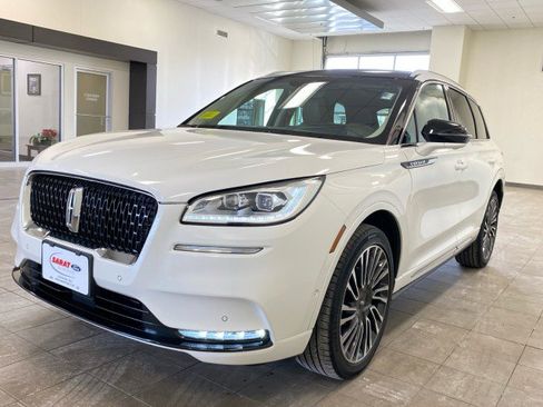 Used 2021 Lincoln Corsair Reserve w/ Equipment Group 201A image 4