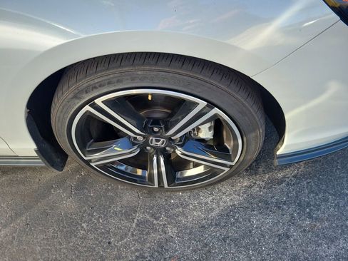 Used 2023 Honda Accord Sport image 10