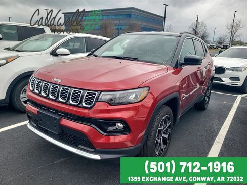 Used 2025 Jeep Compass Limited AWD/4WD image 30