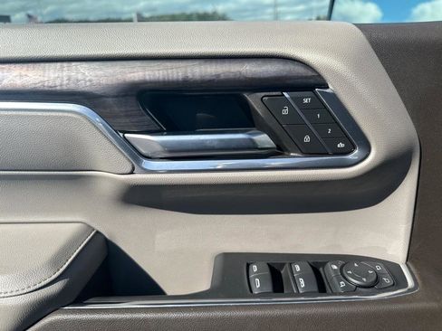 Used 2024 Chevrolet Silverado 1500 LTZ w/ LTZ Convenience Package II image 6