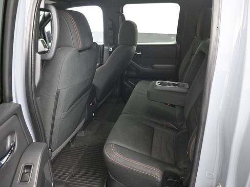 Used 2022 Nissan Frontier PRO-4X w/ Off-Road Protection Package AWD/4WD image 10