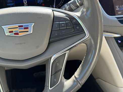 Used 2019 Cadillac XT5 Luxury FWD image 19