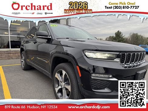 Used 2023 Jeep Grand Cherokee 4WD 4xe w/ Luxury Tech Group II image 1