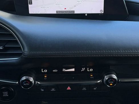 Used 2019 MAZDA MAZDA3 Sedan w/ Preferred Package FWD image 26