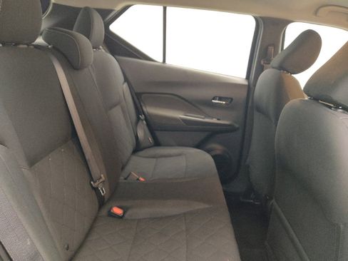 Used 2020 Nissan Kicks SV FWD image 19