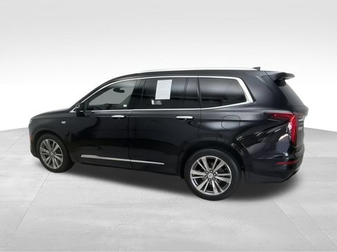 Used 2020 Cadillac XT6 Premium Luxury FWD image 7