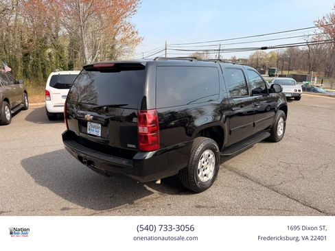 Used 2009 Chevrolet Suburban LT w/ Luxury Package image 6
