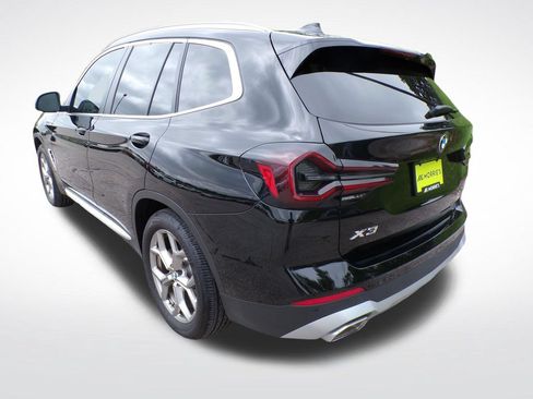 Used 2024 BMW X3 xDrive30i w/ Premium Package AWD/4WD image 4