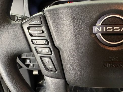 Used 2022 Nissan Frontier SV RWD image 23