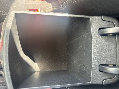 Used 2021 Hyundai Venue SEL FWD image 25