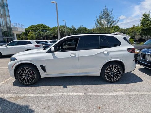 Used 2025 BMW X5 sDrive40i w/ M Sport Package image 2