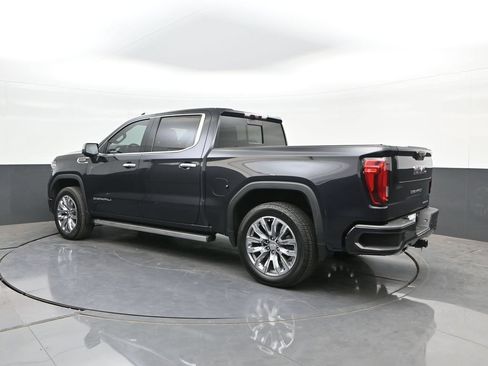 Used 2022 GMC Sierra 1500 Denali w/ Denali Reserve Package AWD/4WD image 5