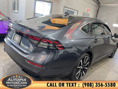 Used 2024 Honda Accord Touring image 5