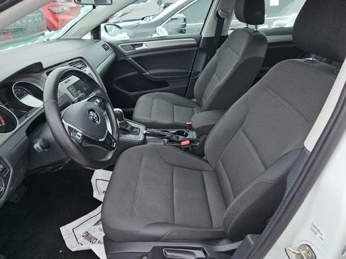 Used 2017 Volkswagen Golf SEL image 6