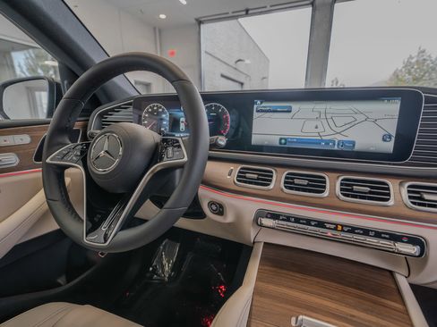 New 2026 Mercedes-Benz GLE 450 GLE 450 Coupe image 19