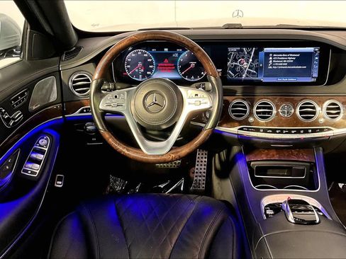Used 2019 Mercedes-Benz S 560 4MATIC Sedan image 6