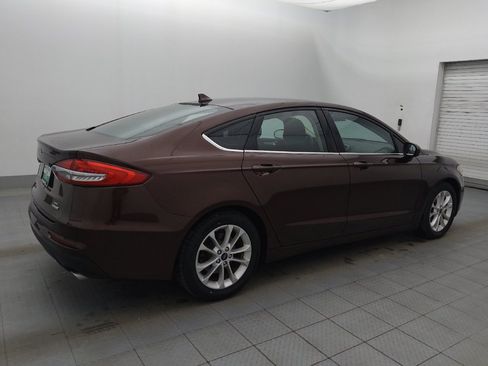 Used 2019 Ford Fusion SE FWD image 10