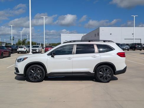 Used 2022 Subaru Ascent Onyx Edition AWD/4WD image 3